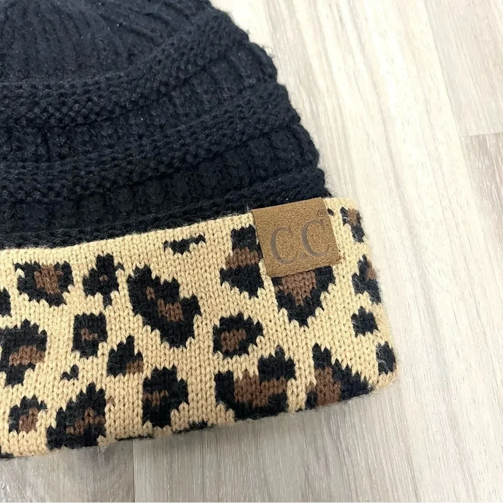 C.C Hat Women’s OS‎ Black and Leopard Print Knit Cuffed Winter Beanie